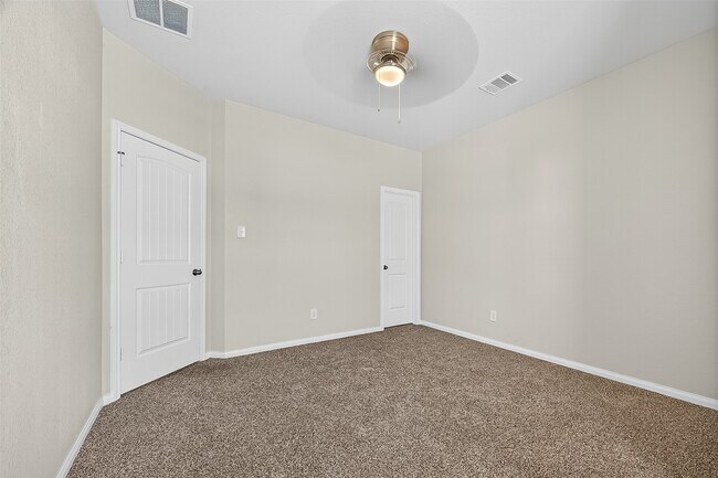 Building Photo - 24811 Goldoni Dr