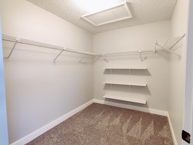 Building Photo - 6815 Via Regina