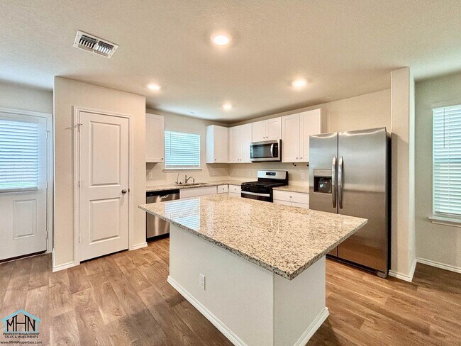 Building Photo - Welcome to Your Dream Home! A Stunning 2-s...