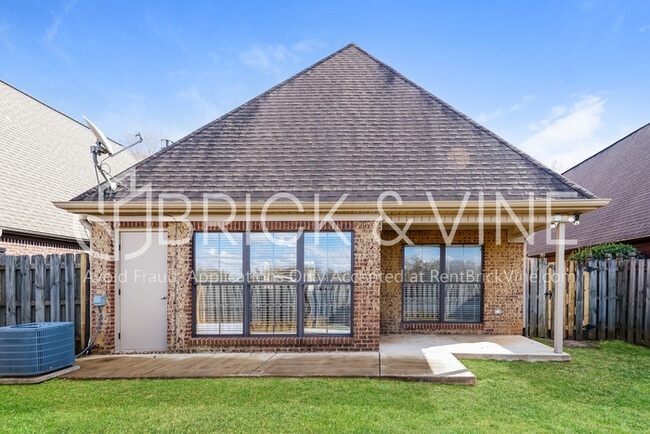 Building Photo - 6101 Cathwick Dr