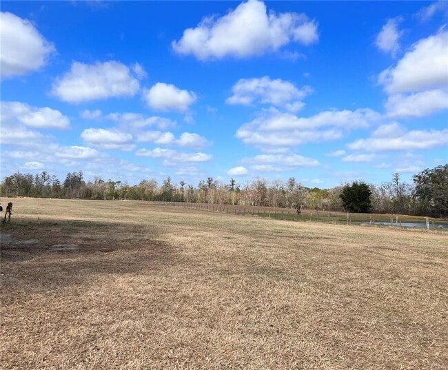 Building Photo - 13832 South Bay Lake Rd