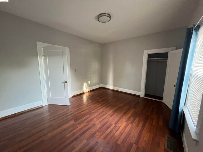 Building Photo - 1251 63rd St