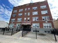 Building Photo - 174 N. Grove St