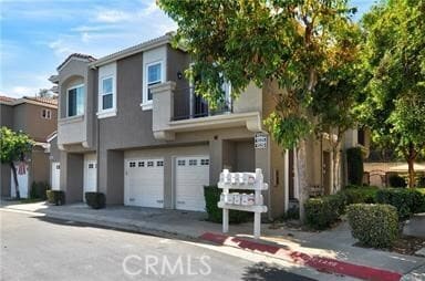 Building Photo - 1525 Ismail Pl