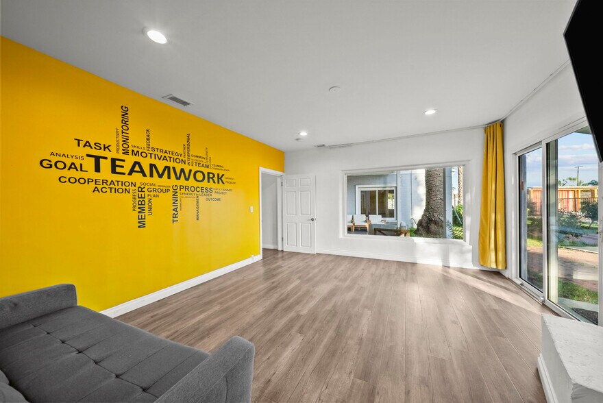 Building Photo - 8647 Corbin Ave