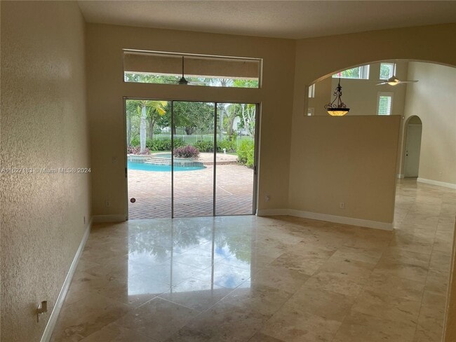 Building Photo - 3440 Carlton Ln