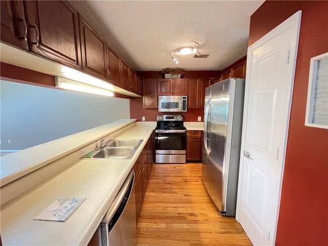 Building Photo - 3502 Tradewinds Dr