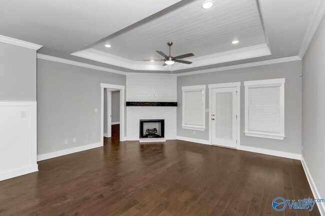 Building Photo - 415 Raleigh Elm Dr