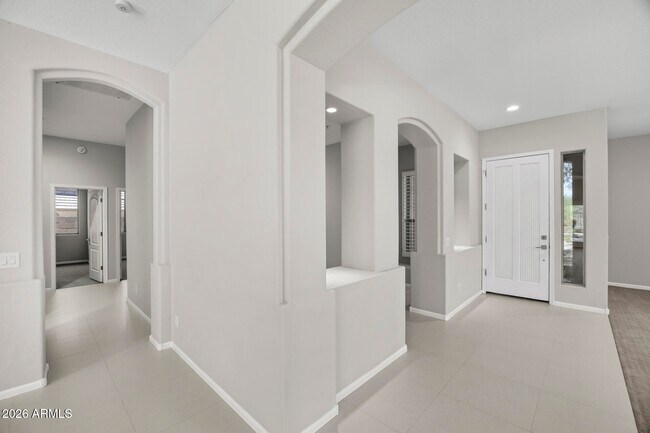 Building Photo - 16861 N 106th Way