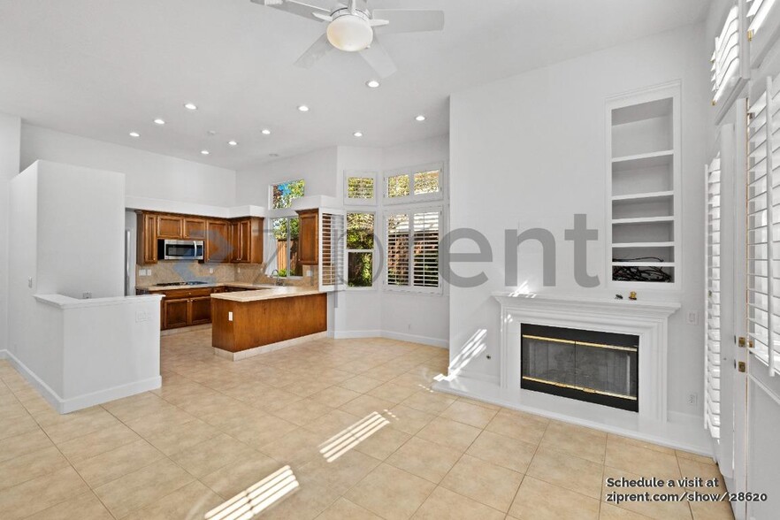 Building Photo - 9307 Mediar Dr
