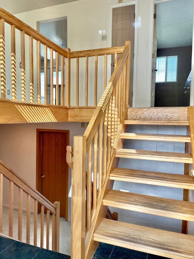 Building Photo - Taylorsville 3 Bedroom Home