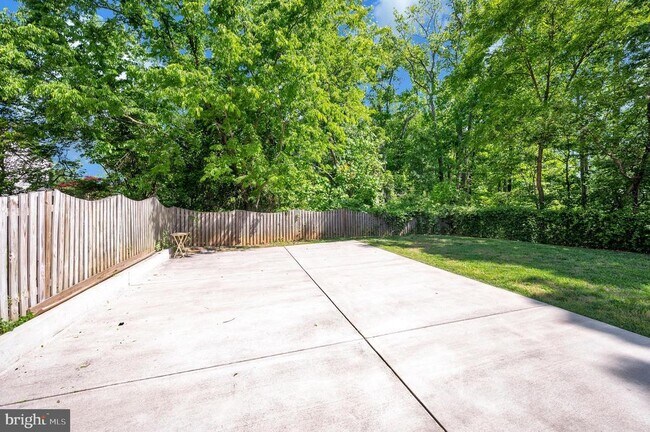 Building Photo - 16005 Kings Mountain Rd