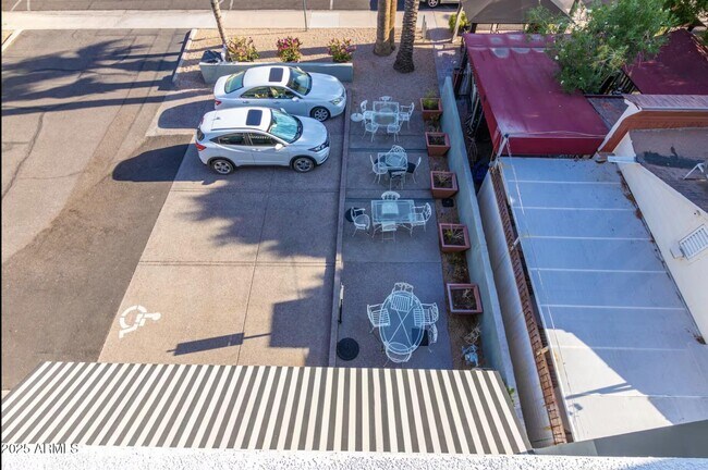 Building Photo - 7020 E 1st Ave