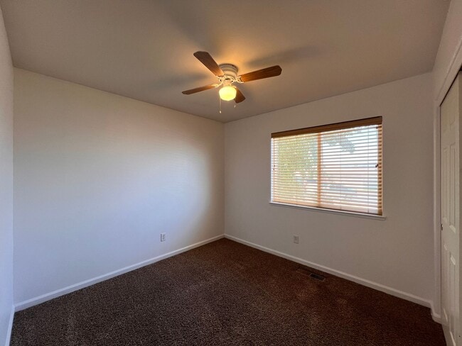 Building Photo - 3 bedroom Fernley home in Donner Trails