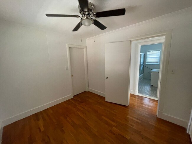 Building Photo - 5057 Wrightsville Ave