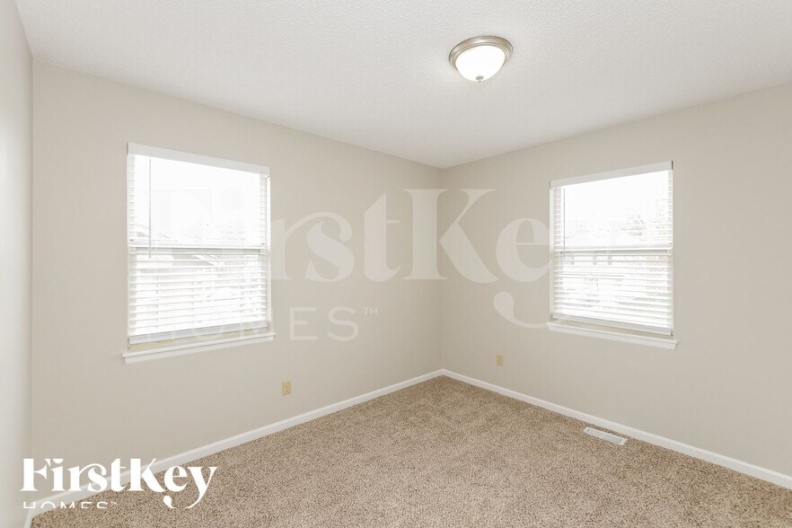 Building Photo - 507 Belmont Dr