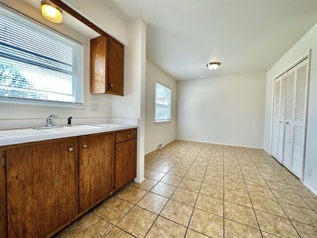 Building Photo - 4209 Good Hope Rd