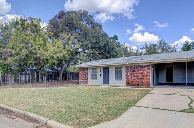 Building Photo - 5006 Brighton Rd