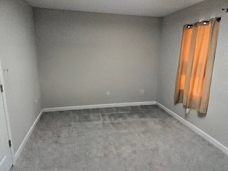 Building Photo - 745 Guy Ave