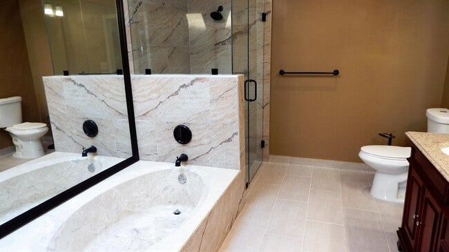 Building Photo - 21500 Campo Allegro Dr