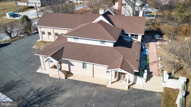 Building Photo - 2939 W Germantown Pike