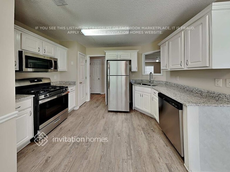 Building Photo - 100 Rocky Creek Ct