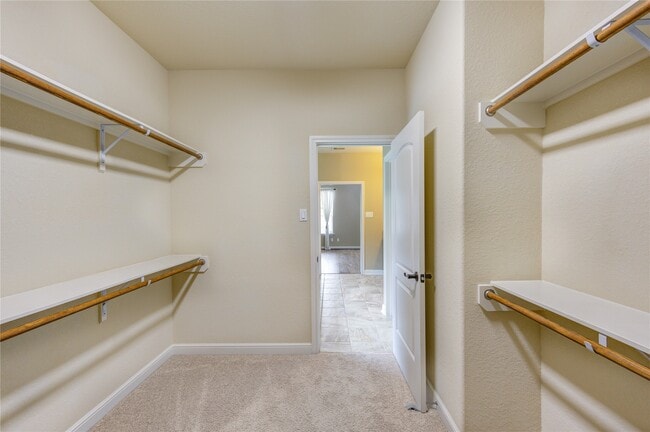 Building Photo - 19019 Thatcher Hills Ct