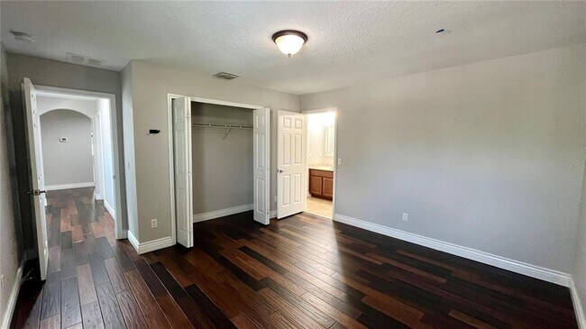 Building Photo - 6031 Roseate Spoonbill Dr