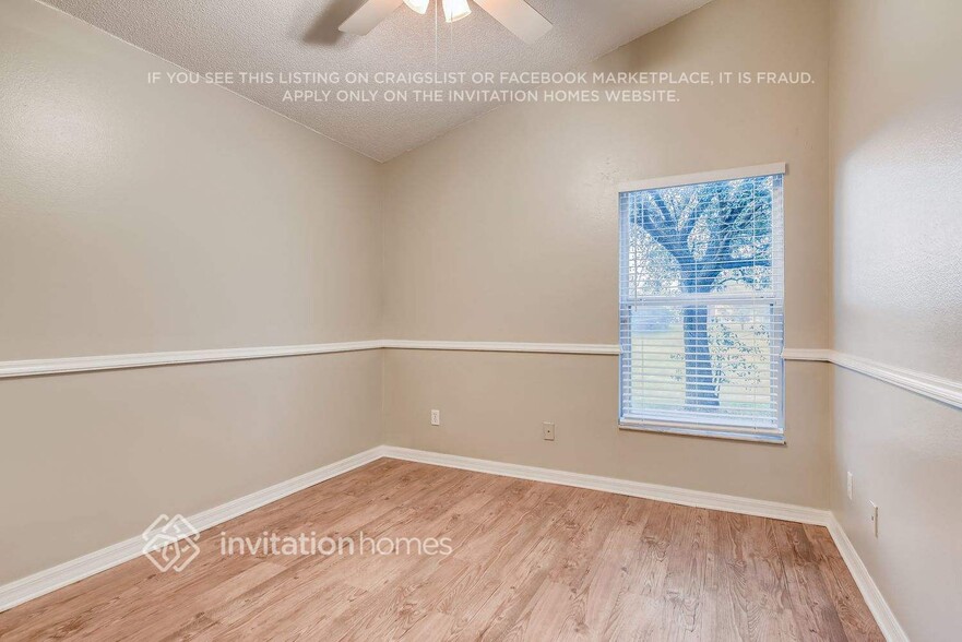 Building Photo - 219 Chestnut Creek Dr