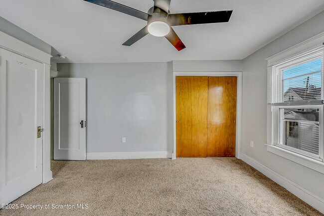 Building Photo - 55 Welles St