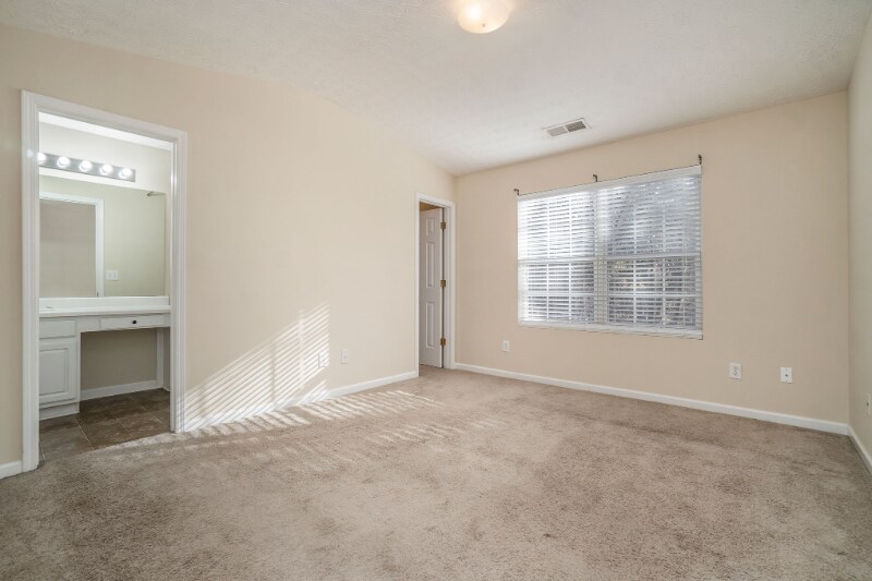 Building Photo - 6603 Arbor Gate Dr SW