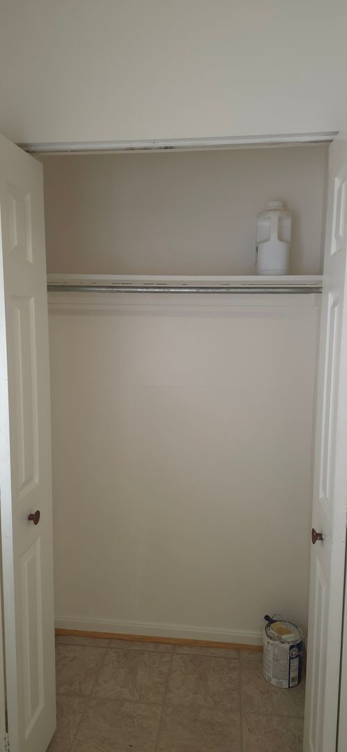Building Photo - Available NOW - Freshly Updated 2 Bedroom in Columbia, MD
