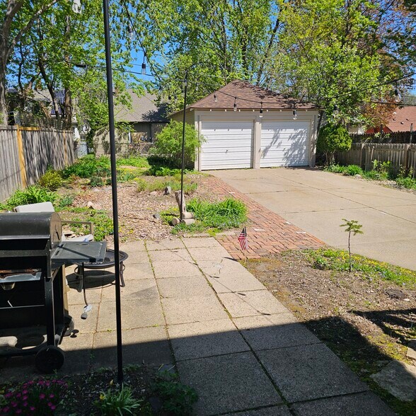 Building Photo - 1317 Englewood Ave