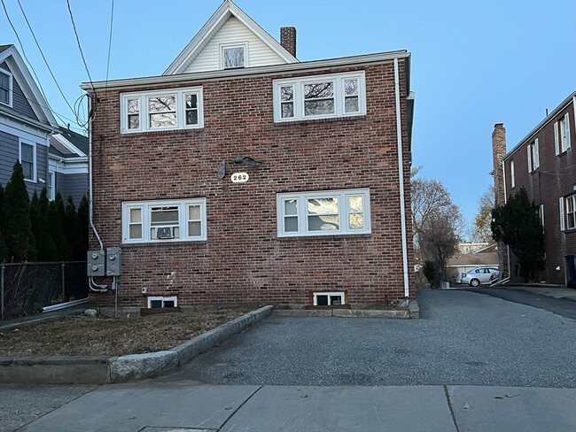 Building Photo - 262 Nevada St