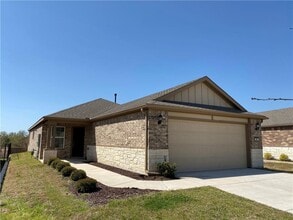 Building Photo - 905 Turtle Creek CV