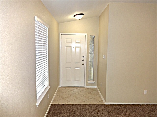 Building Photo - 2131 Jester Farms