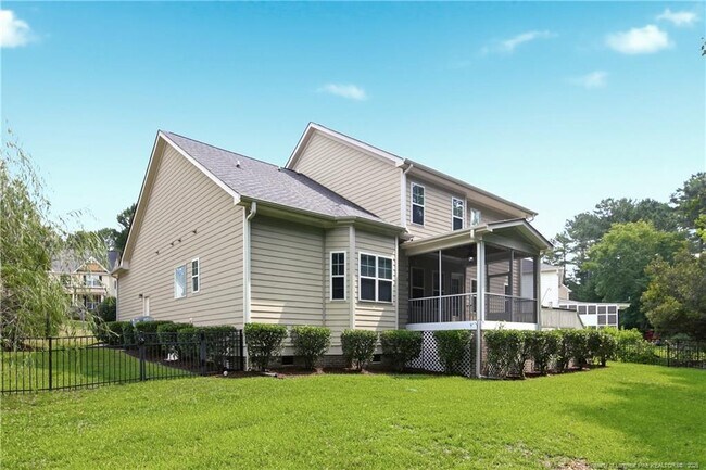 Building Photo - 138 Valley Pines Cir