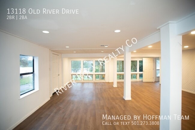Building Photo - 13118 Old River Dr
