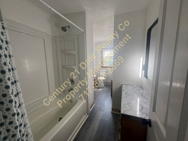 Building Photo - Lovely 2 BR 1.5 Bath Home in Dallastown Sc...