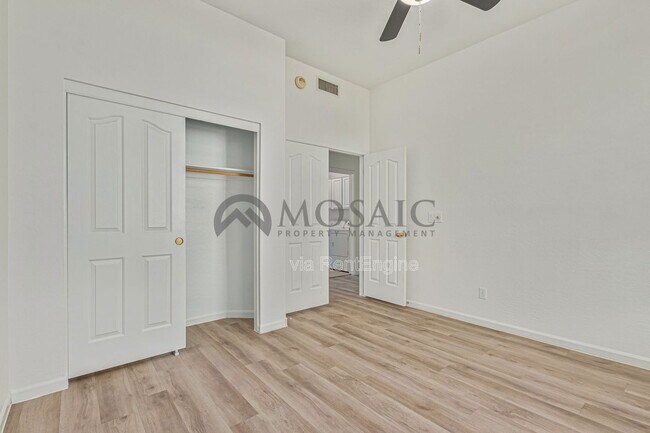 Building Photo - 6302 W Shannon St