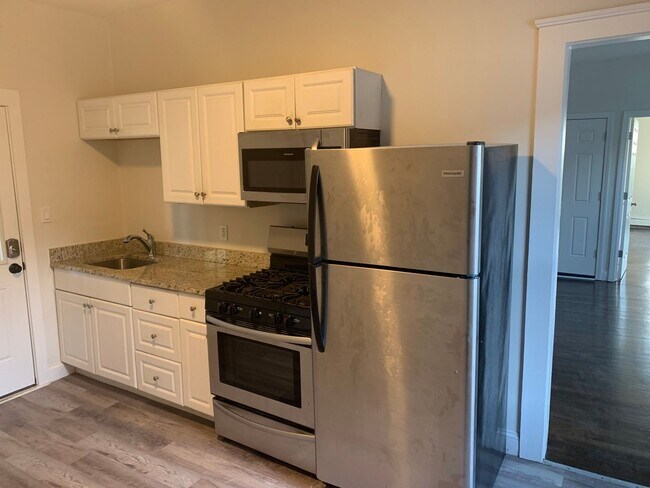 Building Photo - 38 Summer St