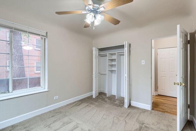 Building Photo - Apex 1101