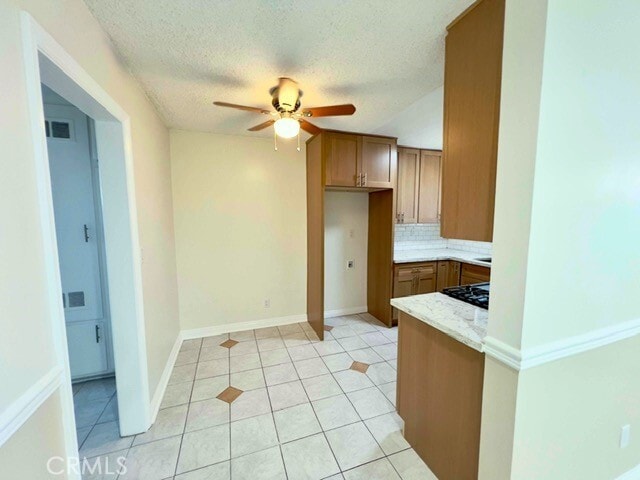 Building Photo - 711 N Soldano Ave