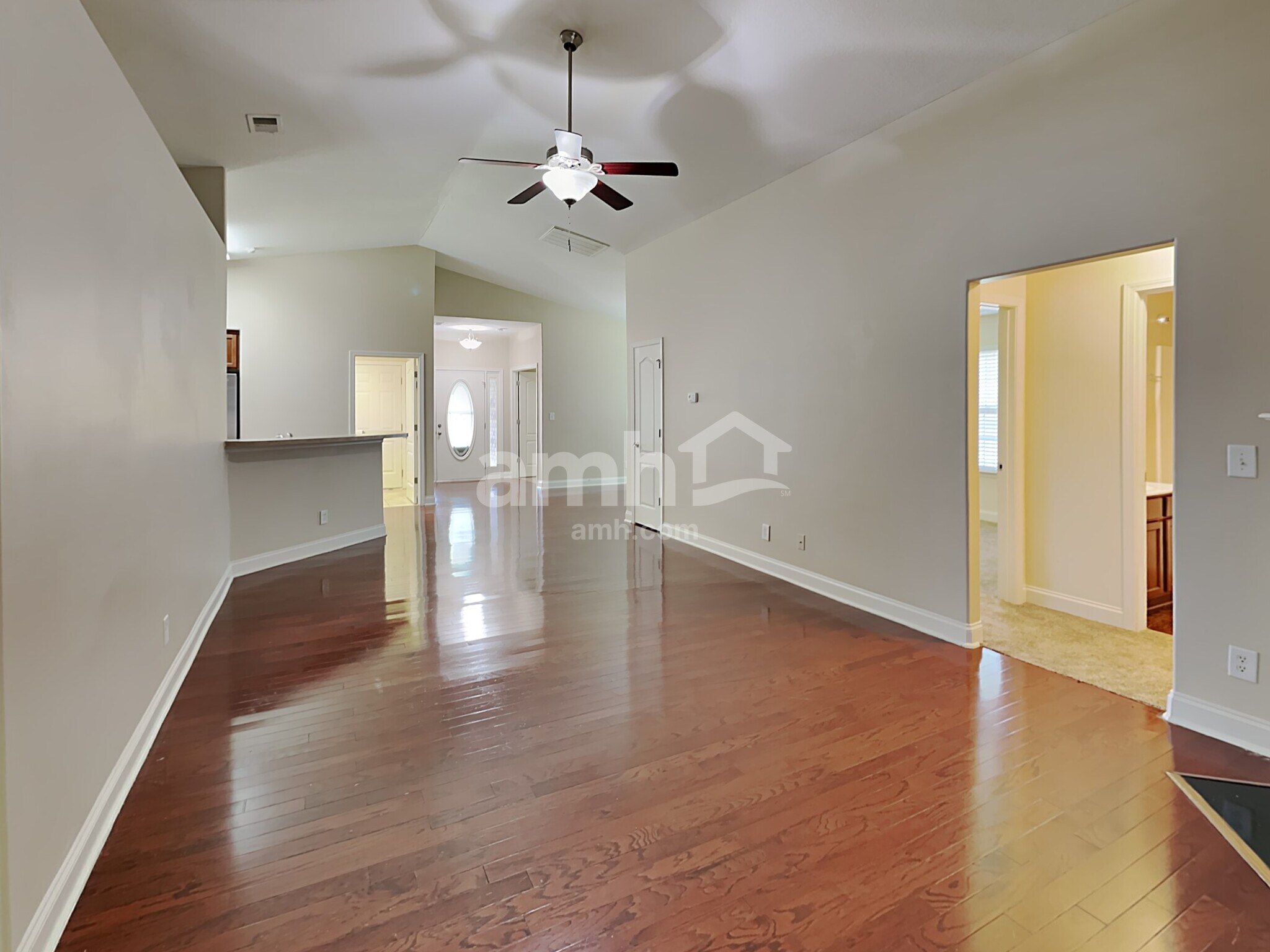 Building Photo - 1762 Woods Ln
