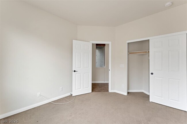 Building Photo - 1011 Via Nandina Pl