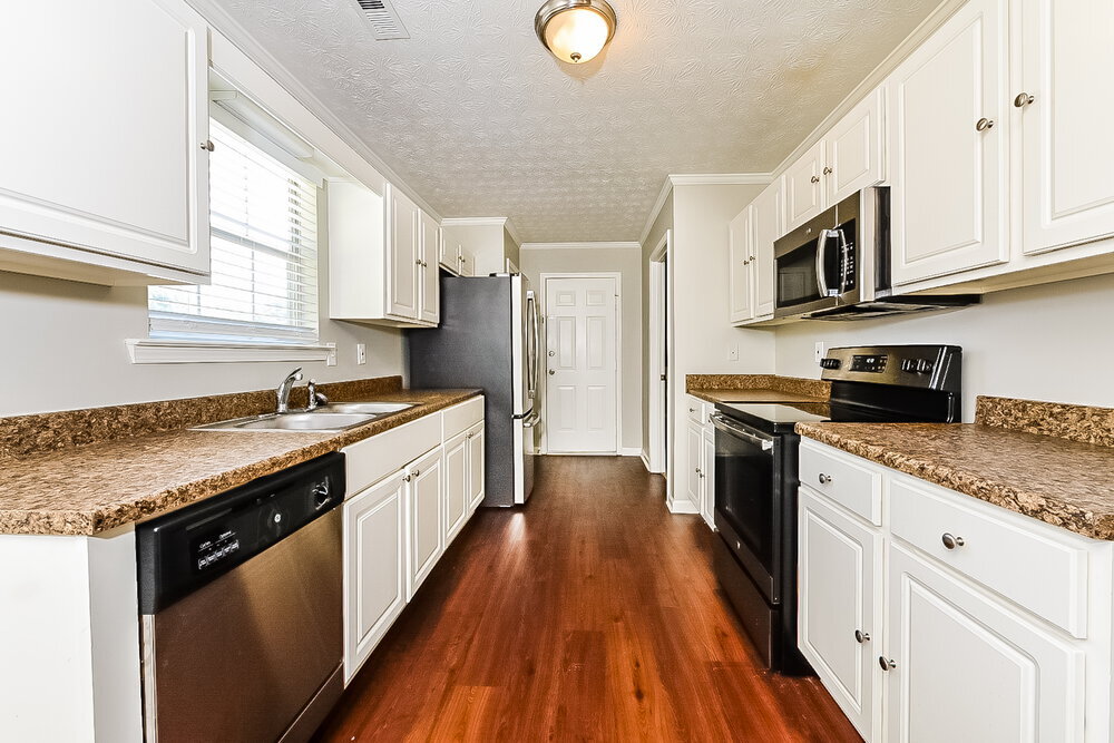 Building Photo - 188 Willow Springs Ln