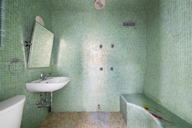 Building Photo - 1545 Meridian Ave