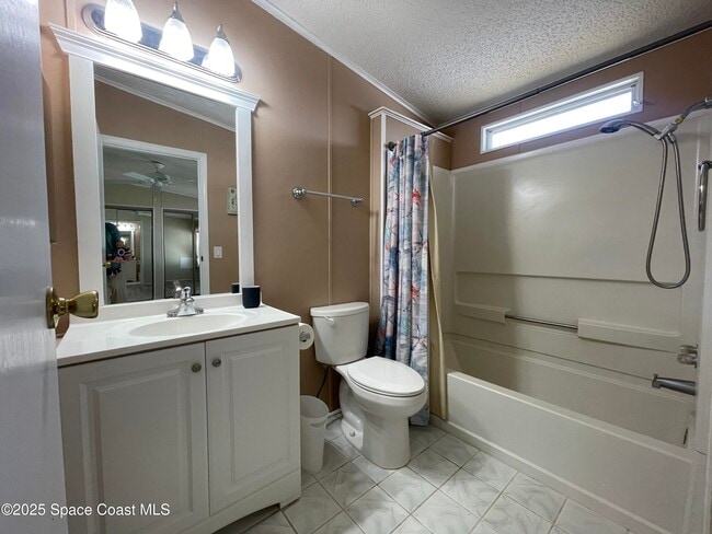 Building Photo - 1204 Calusa Dr