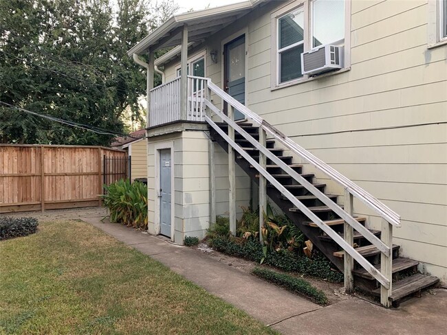 Building Photo - 307 Avondale St
