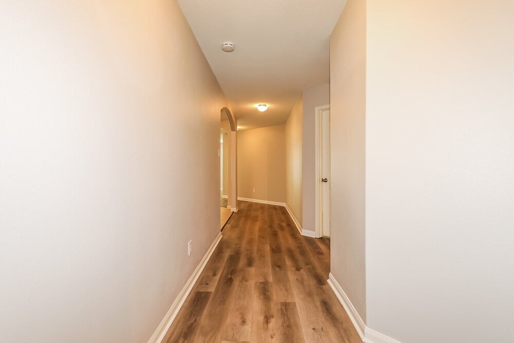 Building Photo - 12039 Quartersawn Ln